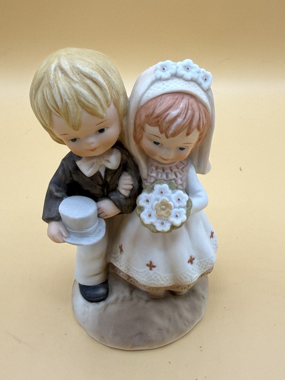 Enesco All God’s Children Wedding Figurine Bride Groom E-7933 Taiwan